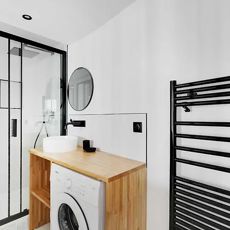 Studio 2p Renove Rue Des Archives Marais Clim 3