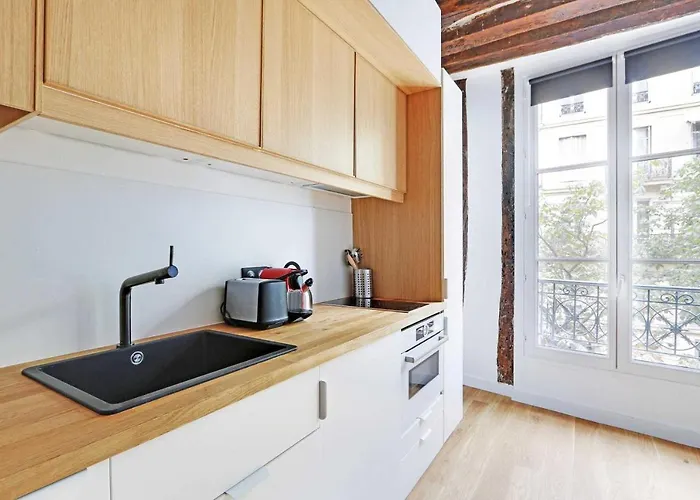 Studio 2p Renove Rue Des Archives Marais Clim 3 *