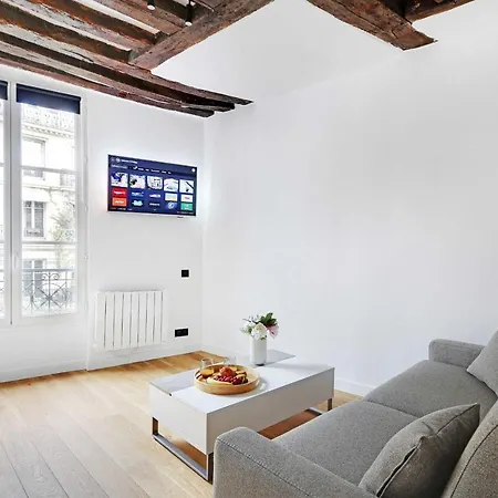 Studio 2p Renove Rue Des Archives Marais Clim 3 باريس
