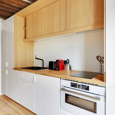Studio 2p Renove Rue Des Archives Marais Clim 3 فندق